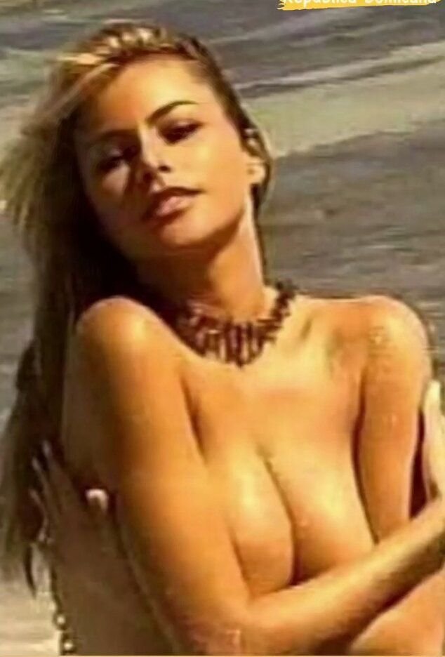 SOFÍA VERGARA Big Delicious Breast&Hot juicy Thick Ass & Banging Body will have you Dripping Vol 1🥵 #M9uV3NVC